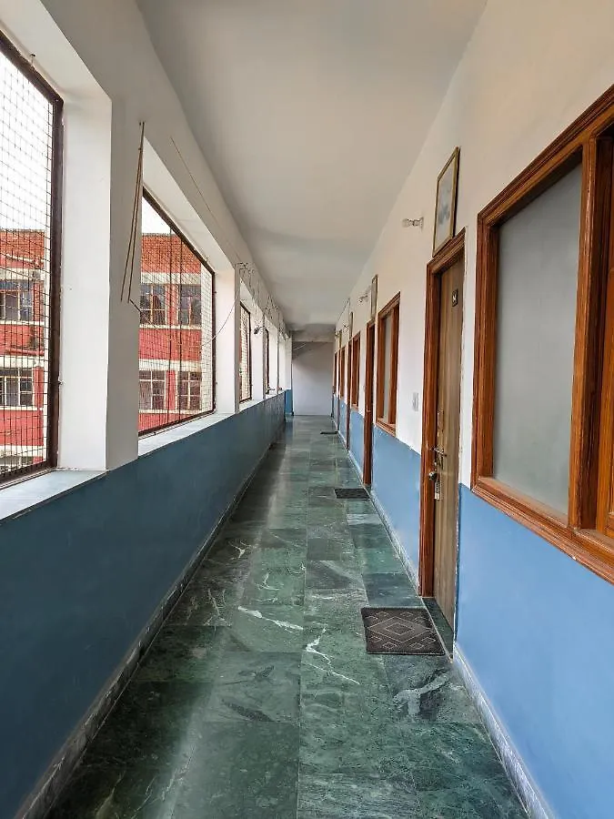 Goverdhan Hotel - Close To Railway Station And Bus Stand Agra